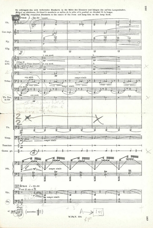 Bleistifteintragungen Abbados, Studienpartitur von Béla Bartóks ''Der wunderbare Mandarin'' (55 Nachl 110 A1-36, S. 286-287)
