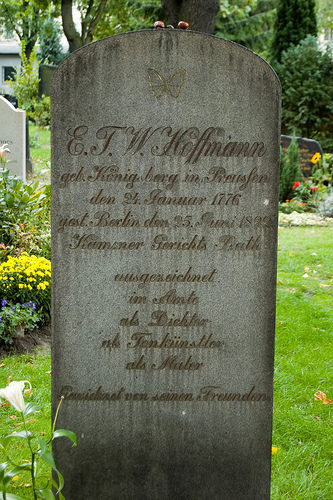 Grabstein E.T.A. Hoffmanns auf dem Friedhof III vor dem Halleschen Tor, Berlin